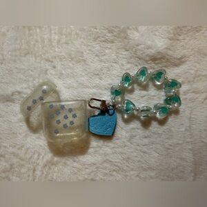 Airpods 1 & 2 Case with Cute Handle and Hanging Tag